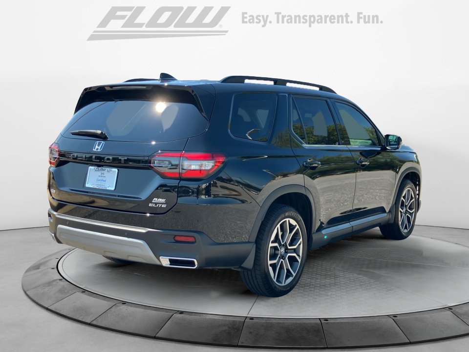 Certified 2023 Honda Pilot Elite image 9