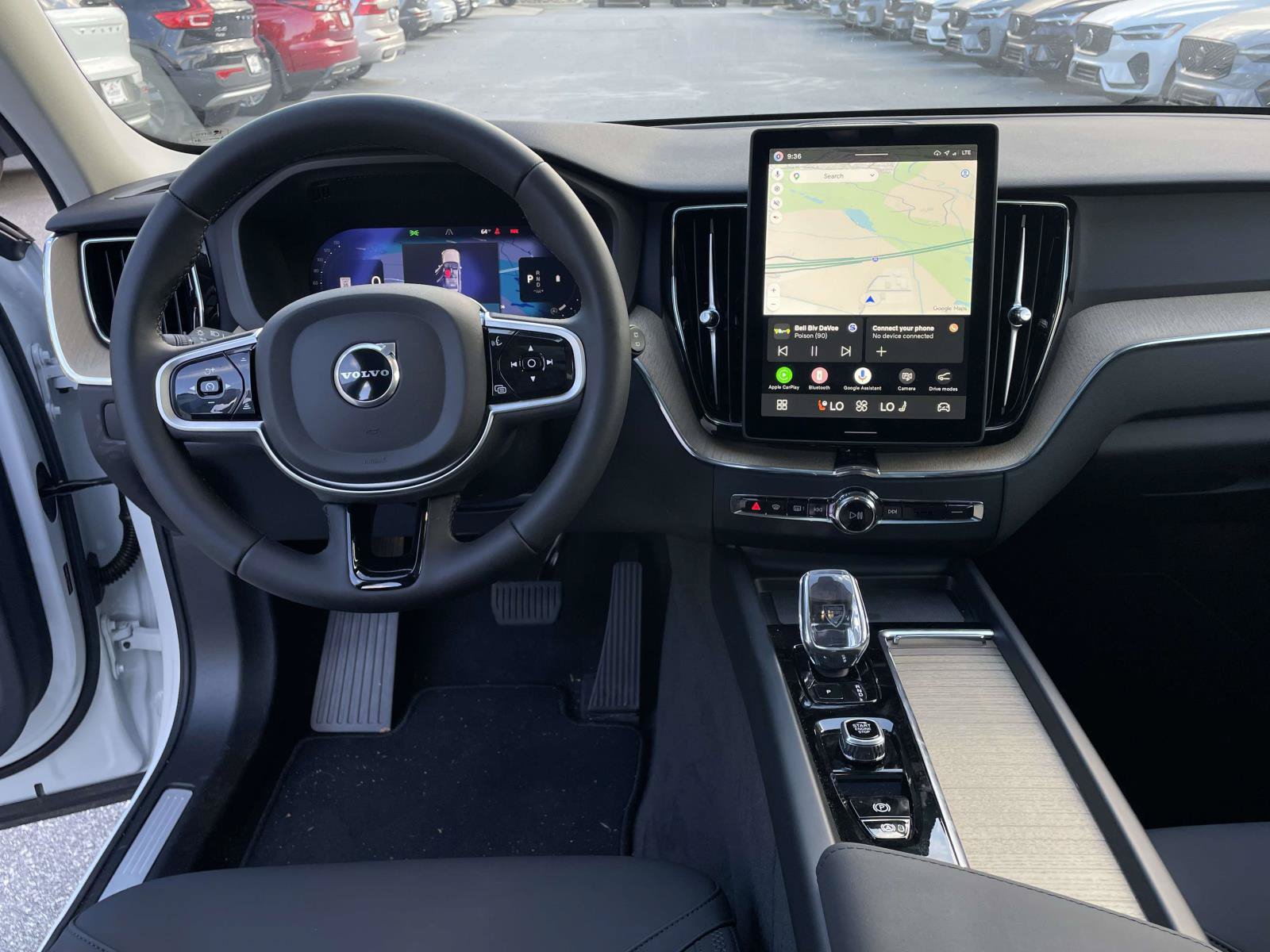 New 2026 Volvo XC60 B5 Plus w/ Climate Package AWD/4WD image 4