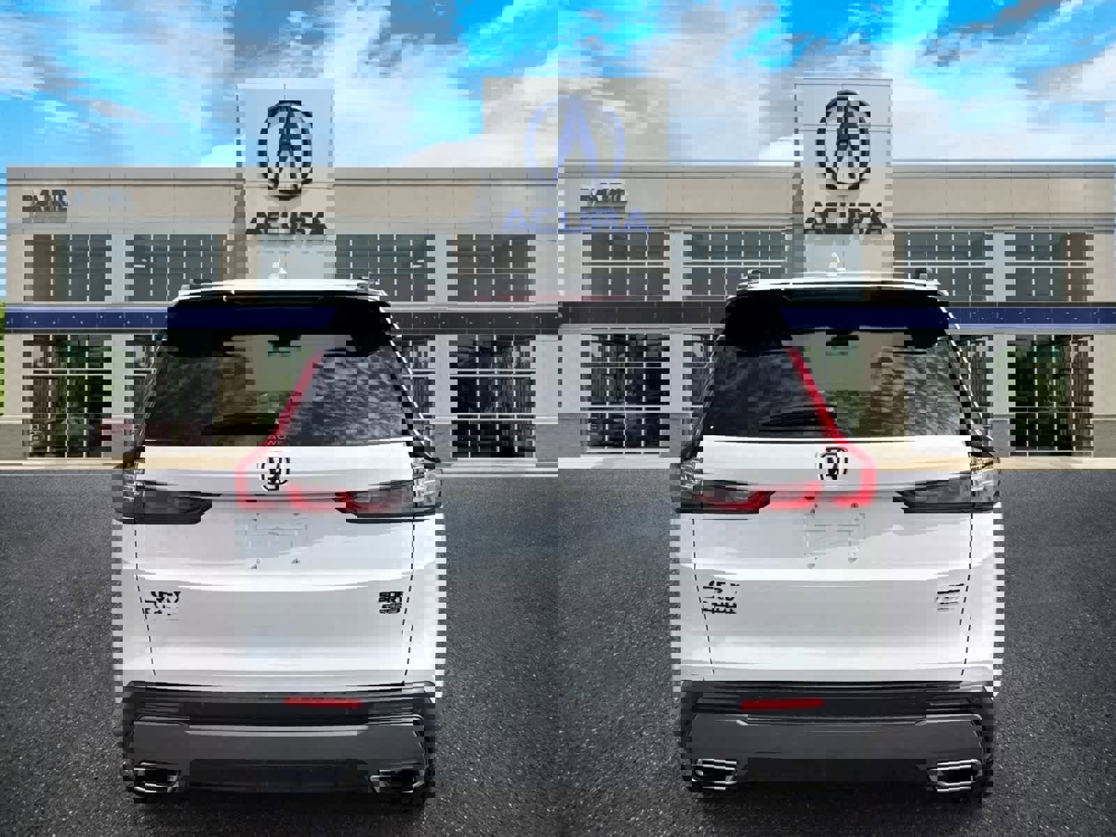 Used 2023 Honda CR-V Sport Touring image 4