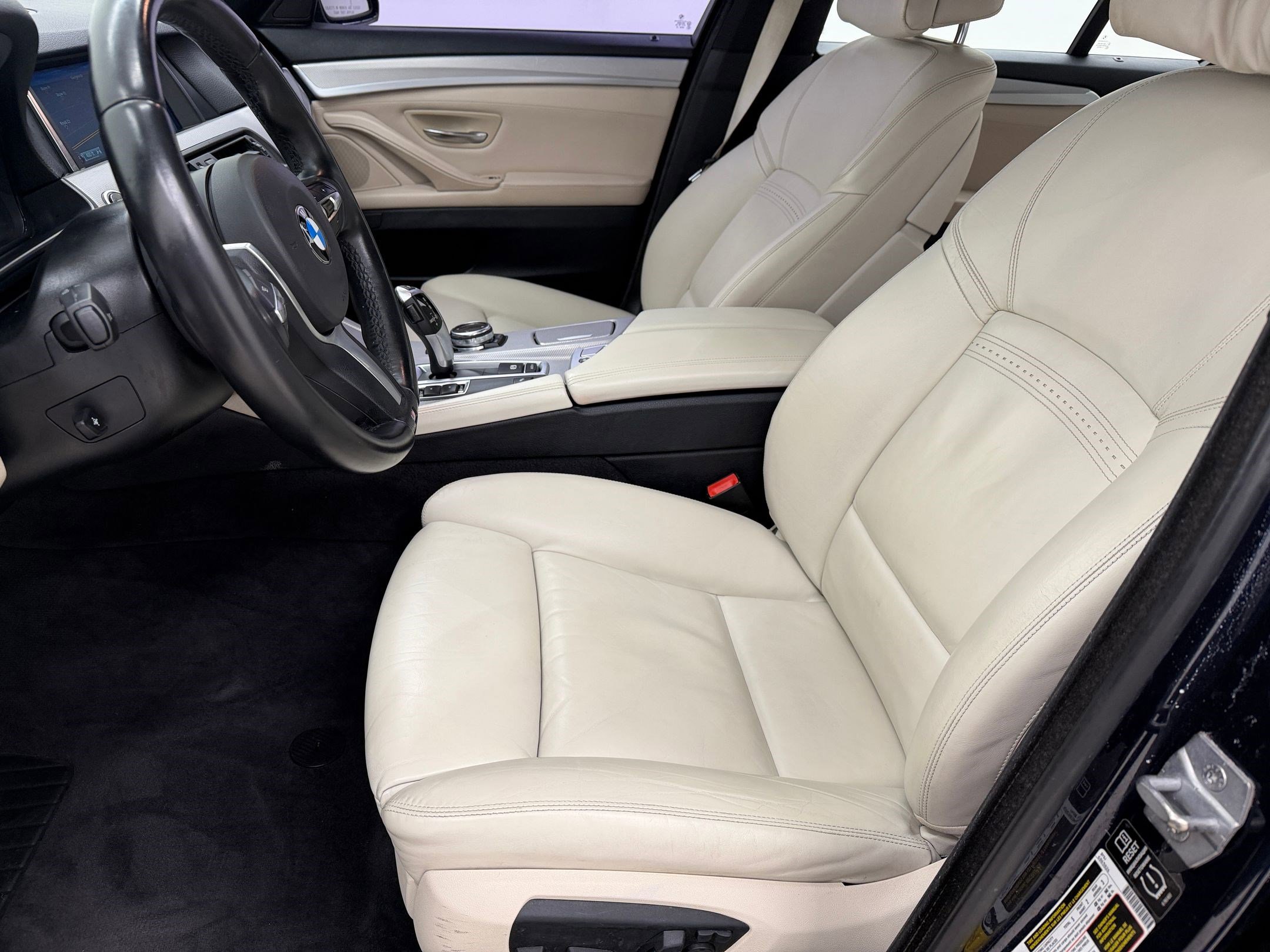 Used 2014 BMW 535d Sedan image 5