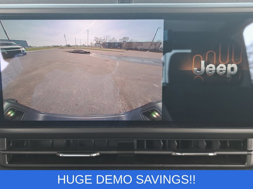 New 2026 Jeep Gladiator Sport AWD/4WD image 23