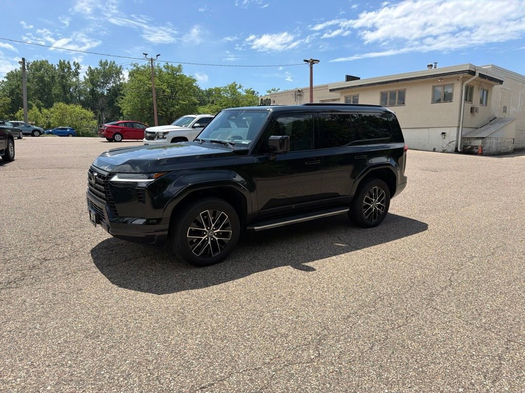 Used 2025 Lexus GX 550 w/ Accessory Package (2T) AWD/4WD image 1
