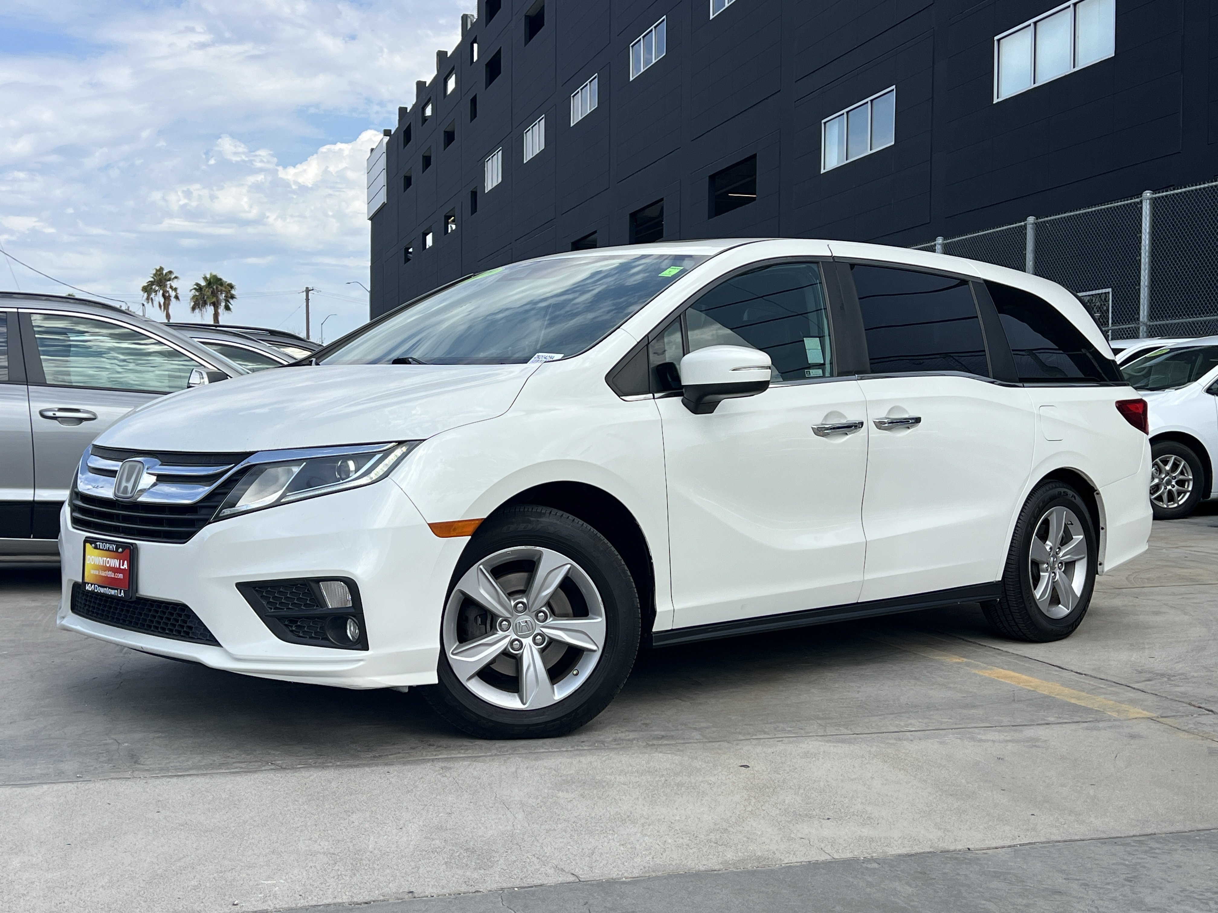 Used 2020 Honda Odyssey EX-L image 2