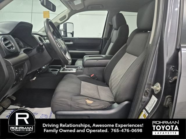 Used 2015 Toyota Tundra SR5 w/ TRD Off Road Package AWD/4WD image 11
