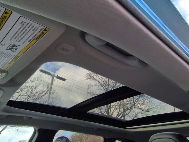 Used 2020 Jeep Cherokee Trailhawk w/ Comfort/Convenience Group image 22