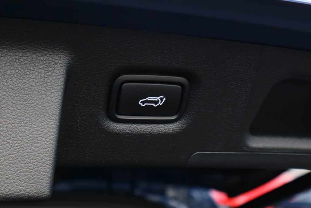 Used 2023 Hyundai Santa Fe SEL w/ Premium Package FWD image 25