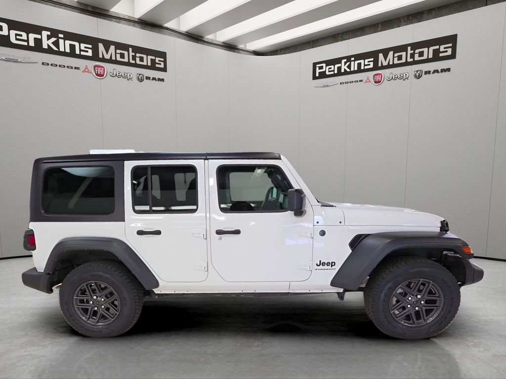 Used 2024 Jeep Wrangler Sport S image 6