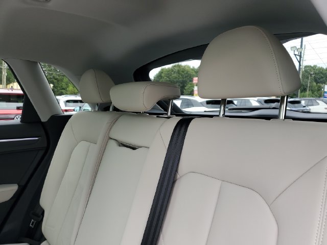 Used 2022 Audi Q3 2.0T Premium Plus AWD/4WD image 15