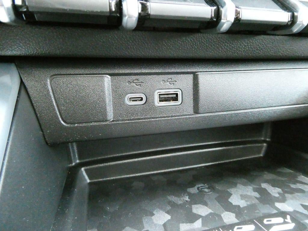 New 2026 Chevrolet Colorado ZR2 w/ Technology Package AWD/4WD image 25