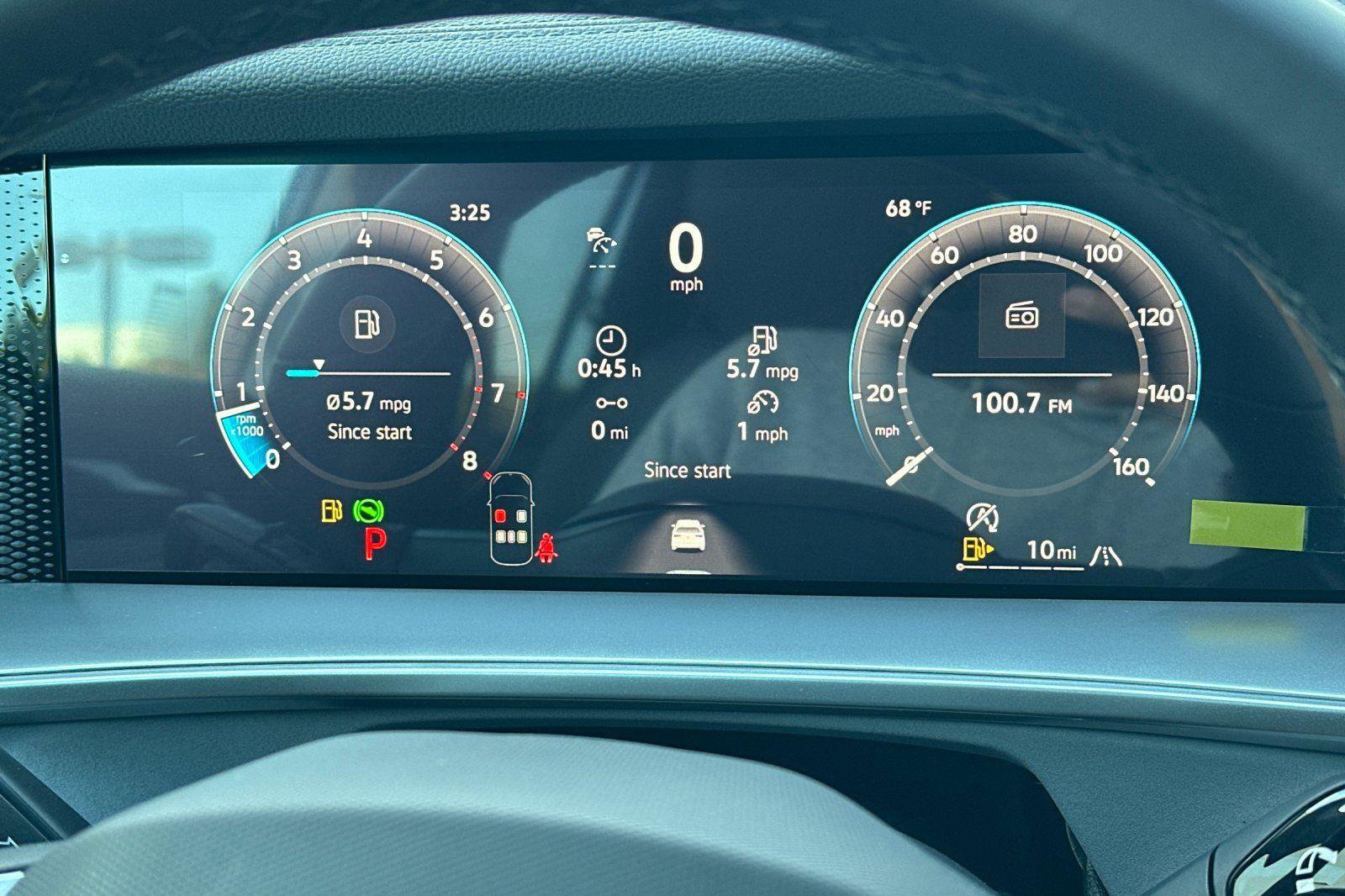 New 2026 Volkswagen Tiguan SE R-Line image 23