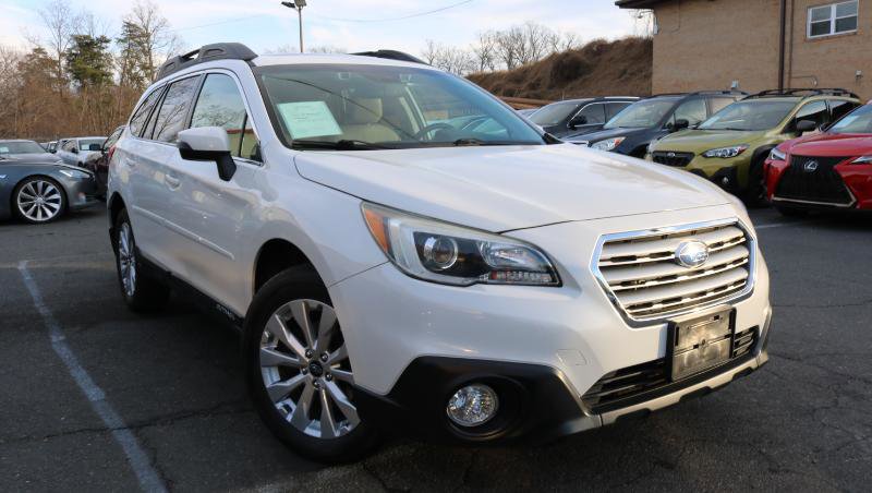 Used 2015 Subaru Outback 2.5i Limited image 3