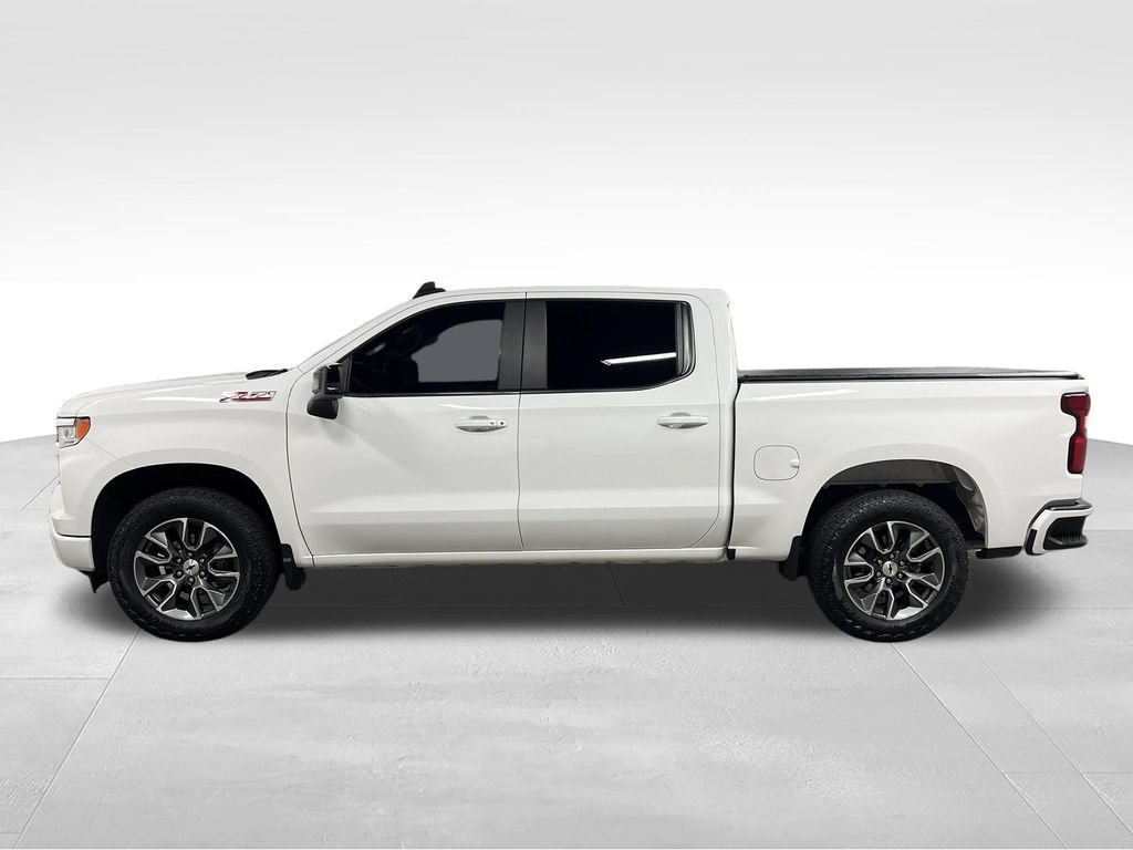 Used 2023 Chevrolet Silverado 1500 RST w/ Z71 Off-Road Package AWD/4WD image 6