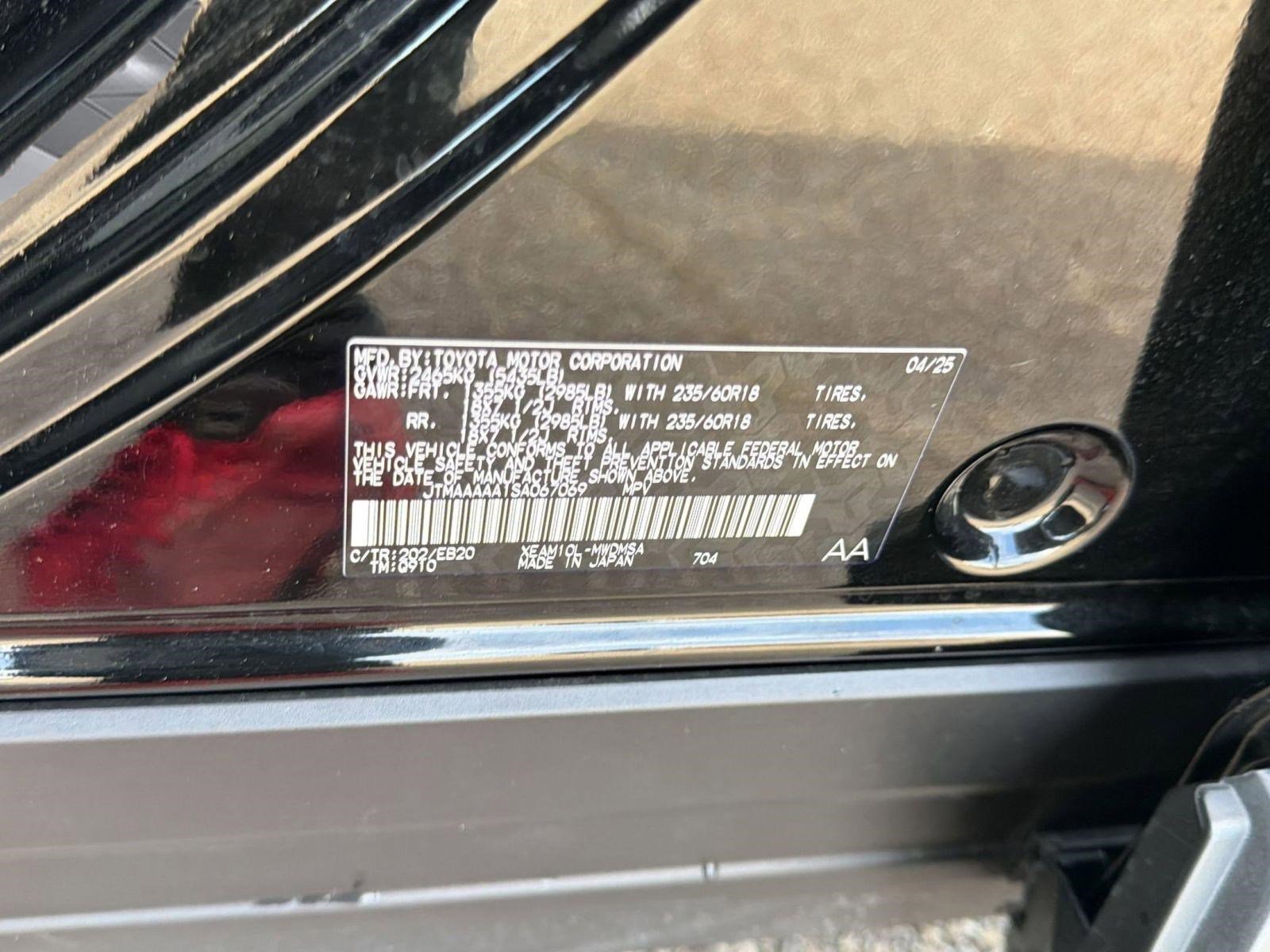 Used 2025 Toyota bZ4X FWD w/ Weather Package image 21