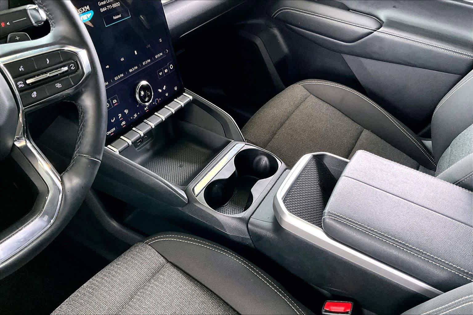 Used 2025 GMC Terrain Elevation FWD image 15