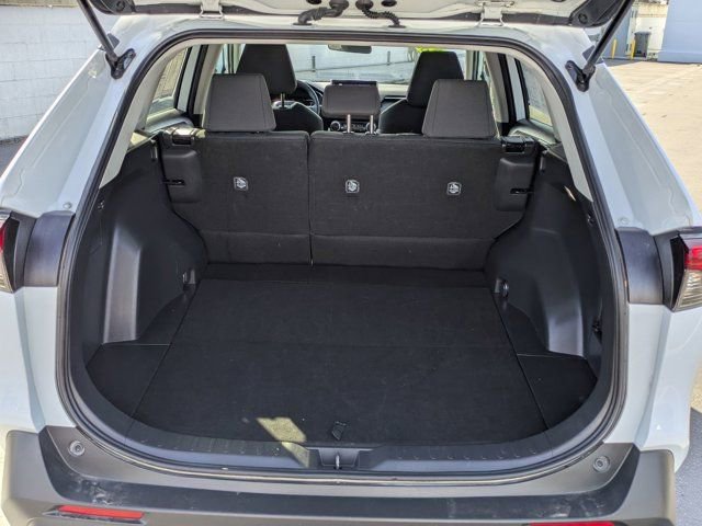Used 2024 Toyota RAV4 LE image 10