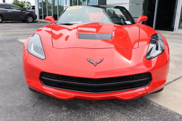 Used 2019 Chevrolet Corvette Stingray Convertible w/ Carbon Flash Badge Package RWD image 4