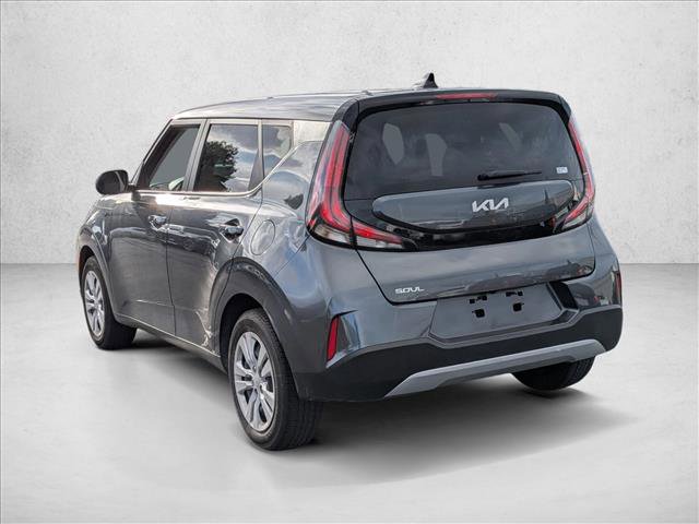 Used 2023 Kia Soul LX image 7