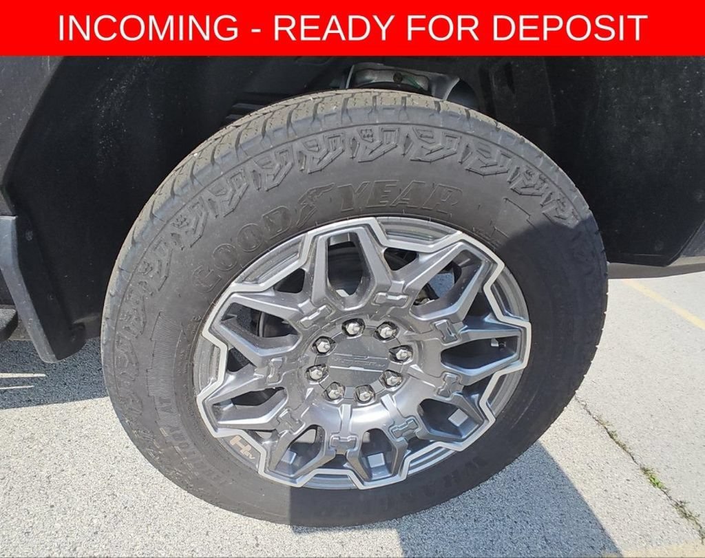 Used 2025 GMC Hummer EV 3X AWD/4WD image 10