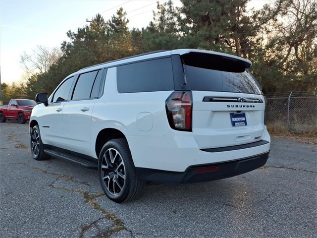 Certified 2023 Chevrolet Suburban RST w/ Luxury Package image 5