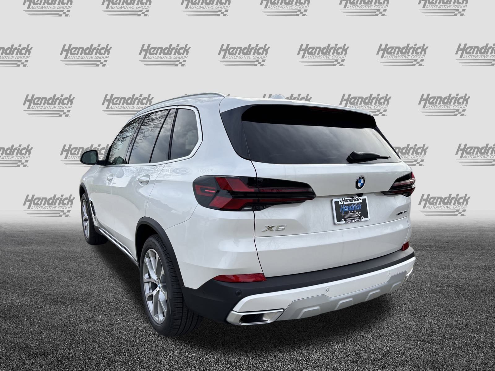 Used 2026 BMW X5 sDrive40i w/ Premium Package RWD image 8