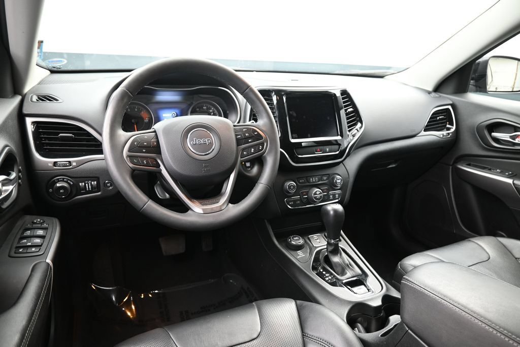 Used 2022 Jeep Cherokee Limited w/ Elite Package AWD/4WD image 11