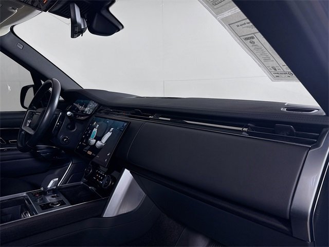 Used 2023 Land Rover Range Rover SE image 31