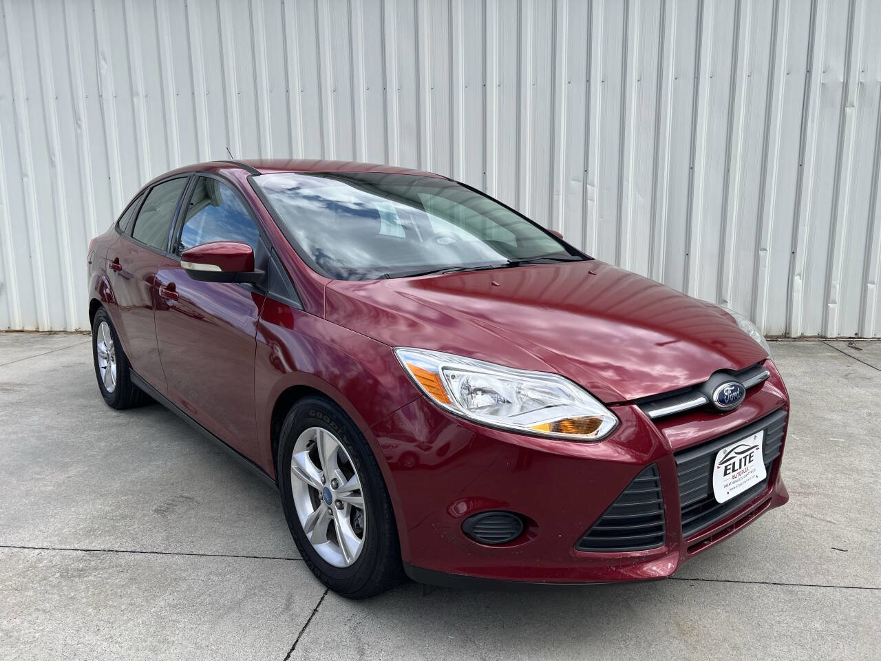Used 2014 Ford Focus SE image 1