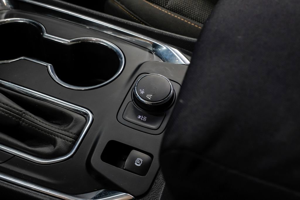 Used 2020 Chevrolet Traverse LS w/ LPO, Blackout Package image 30