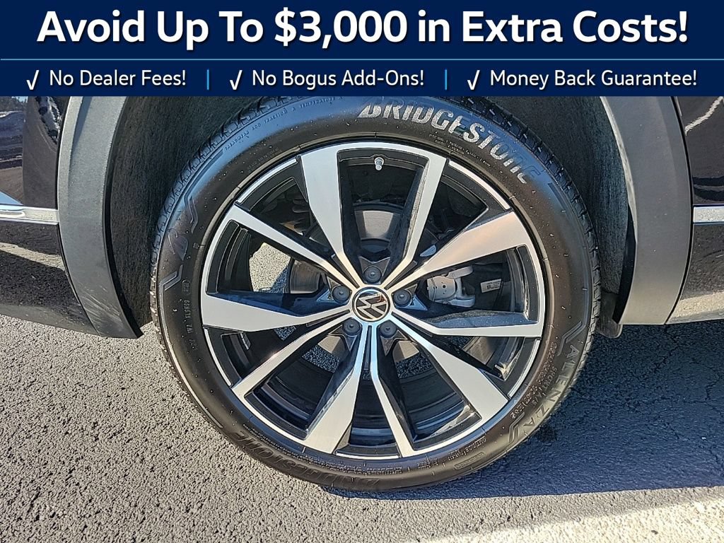 Used 2025 Volkswagen Atlas SEL Premium R-Line AWD/4WD image 11