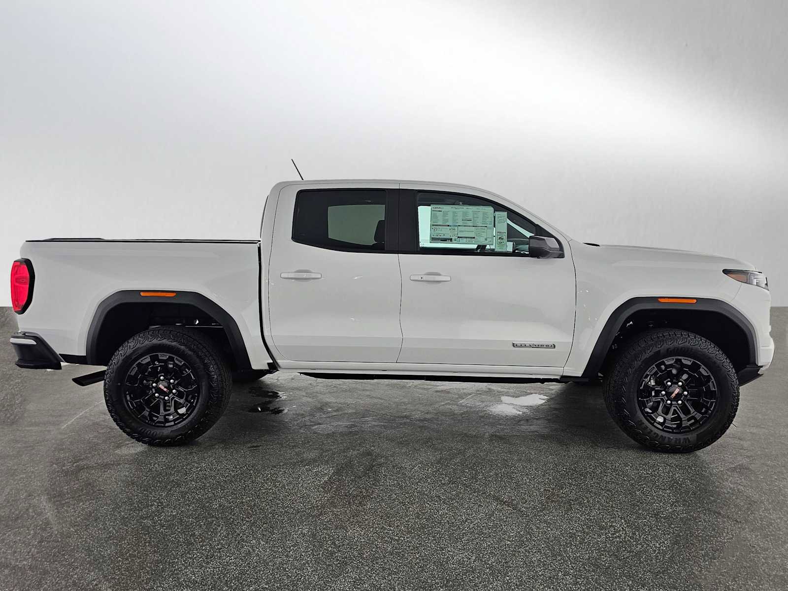 New 2026 GMC Canyon Elevation w/ Convenience Package image 2