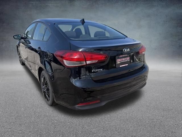 Used 2017 Kia Forte LX FWD image 10