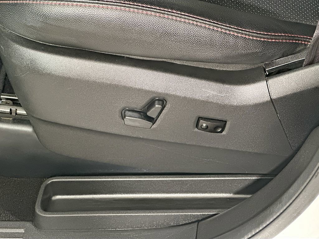 Used 2019 Dodge Grand Caravan GT image 23