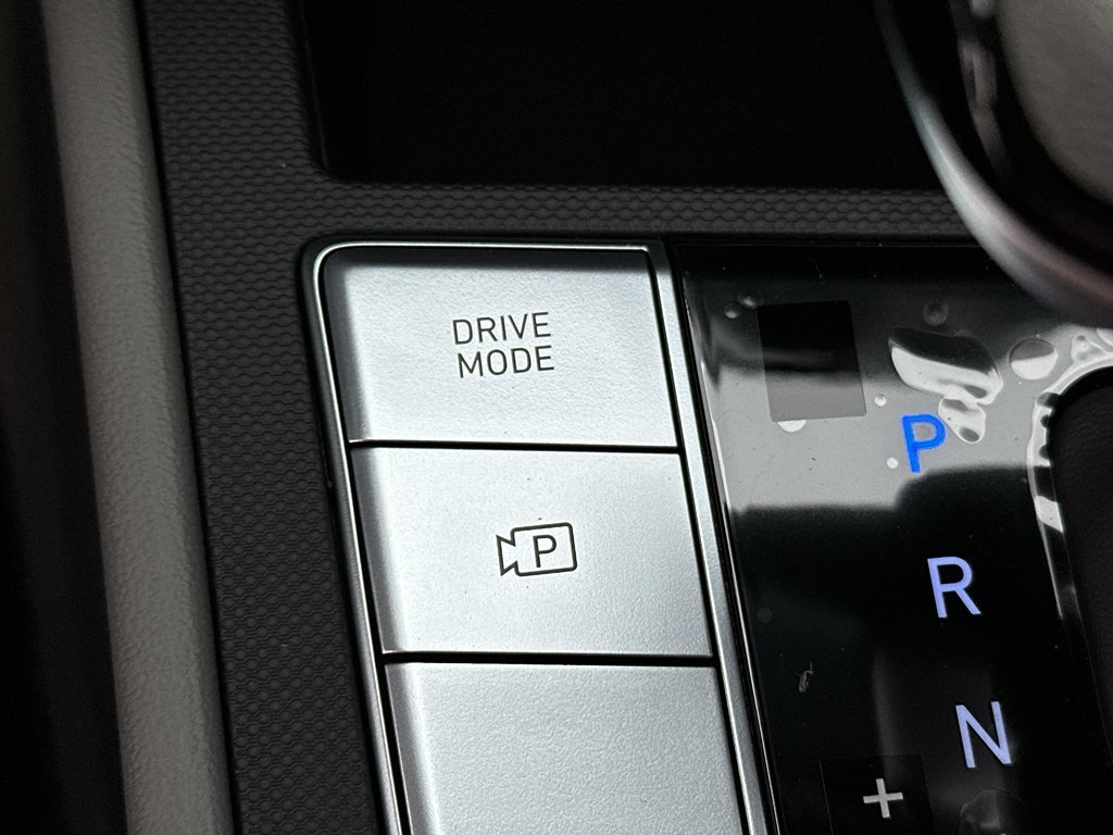 New 2026 Hyundai Elantra SE FWD image 21