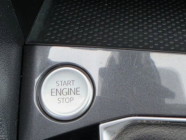 Used 2024 Volkswagen Tiguan S image 17