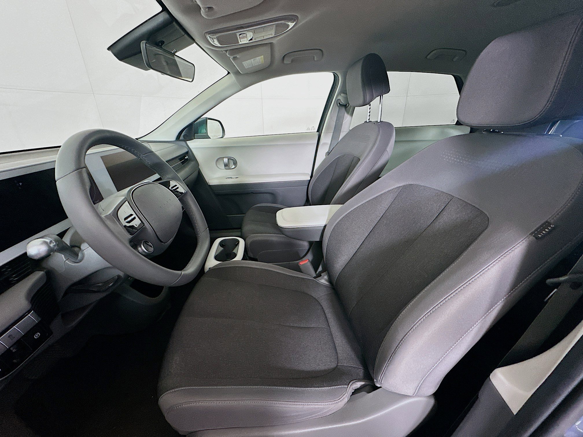 Used 2024 Hyundai Ioniq 5 SE image 13