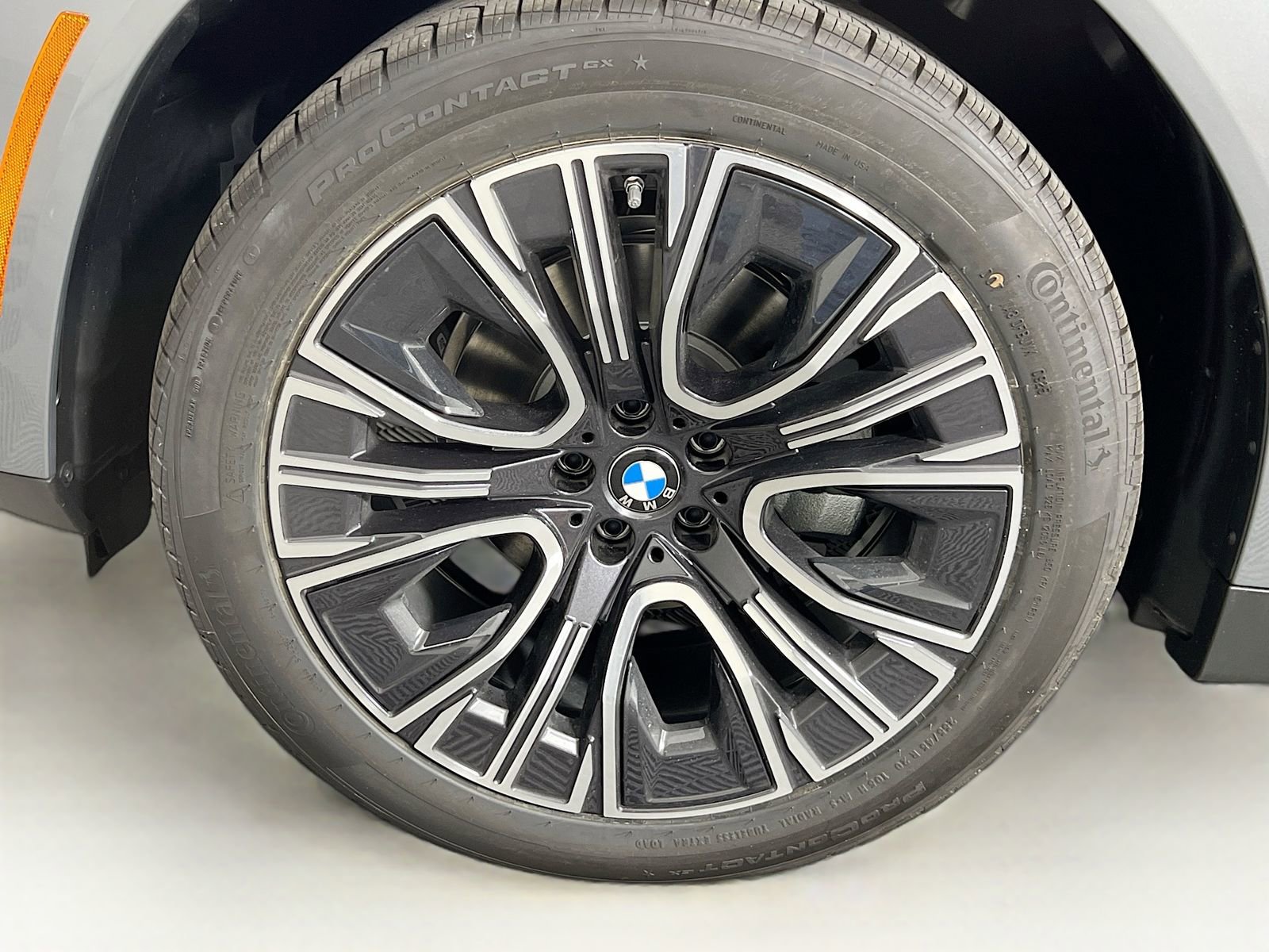 New 2025 BMW X3 xDrive30i w/ Premium Package image 32