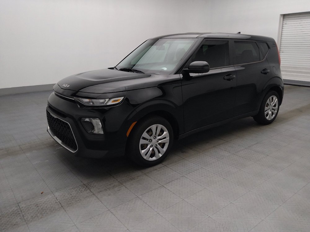 Used 2022 Kia Soul LX FWD image 2