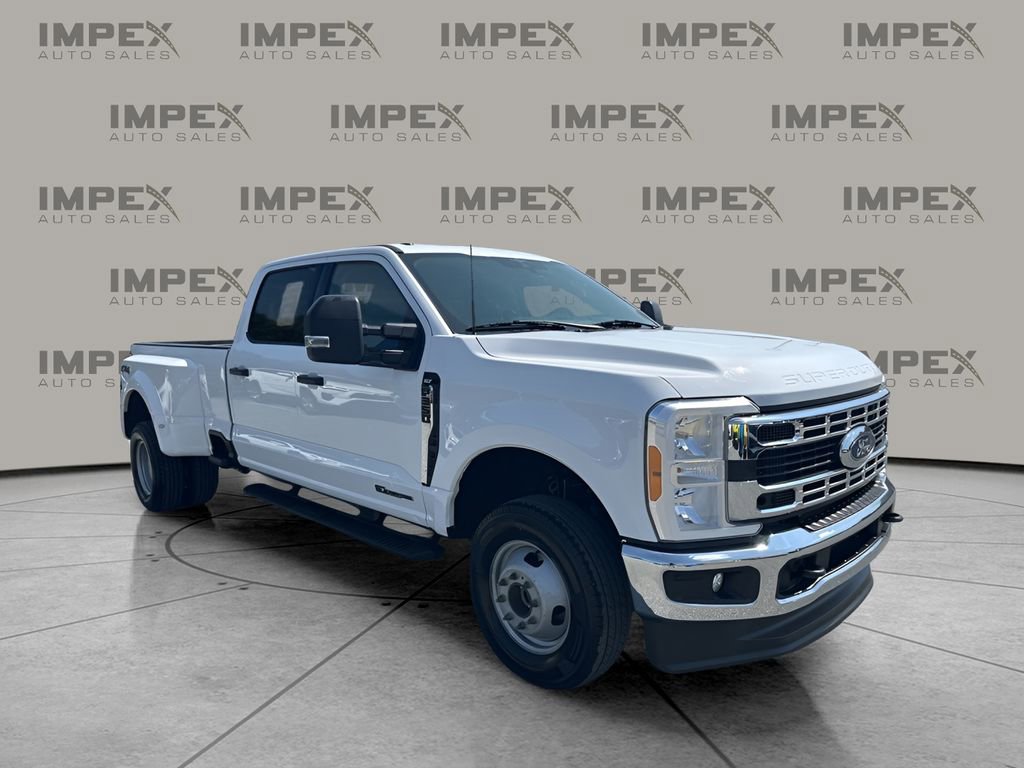 Used 2023 Ford F350 XLT image 7