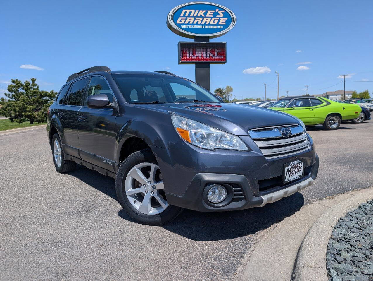 Used 2014 Subaru Outback 2.5i Limited AWD/4WD image 2