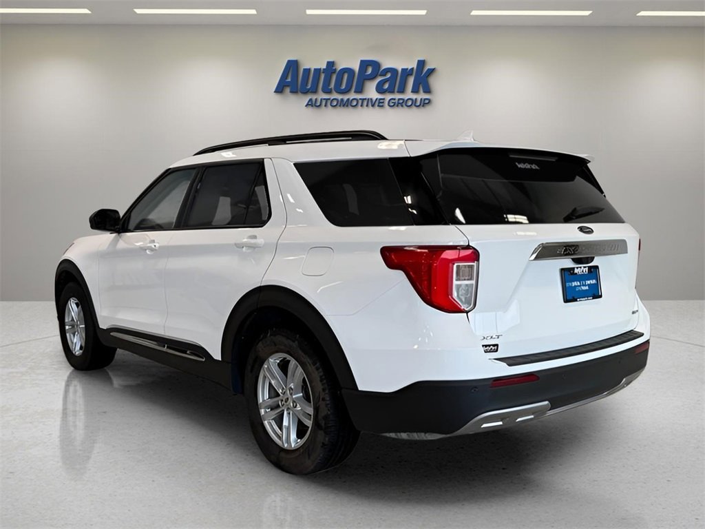 Used 2022 Ford Explorer XLT image 5