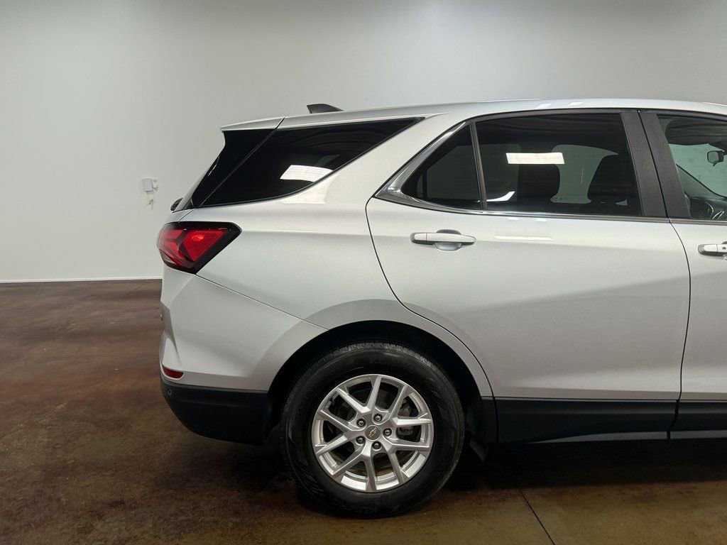 Used 2022 Chevrolet Equinox LT image 33