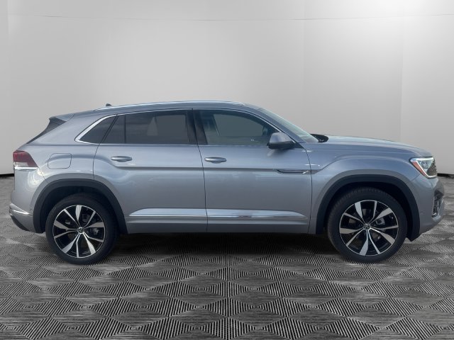 New 2026 Volkswagen Atlas Cross Sport SEL Premium R-Line AWD/4WD image 6