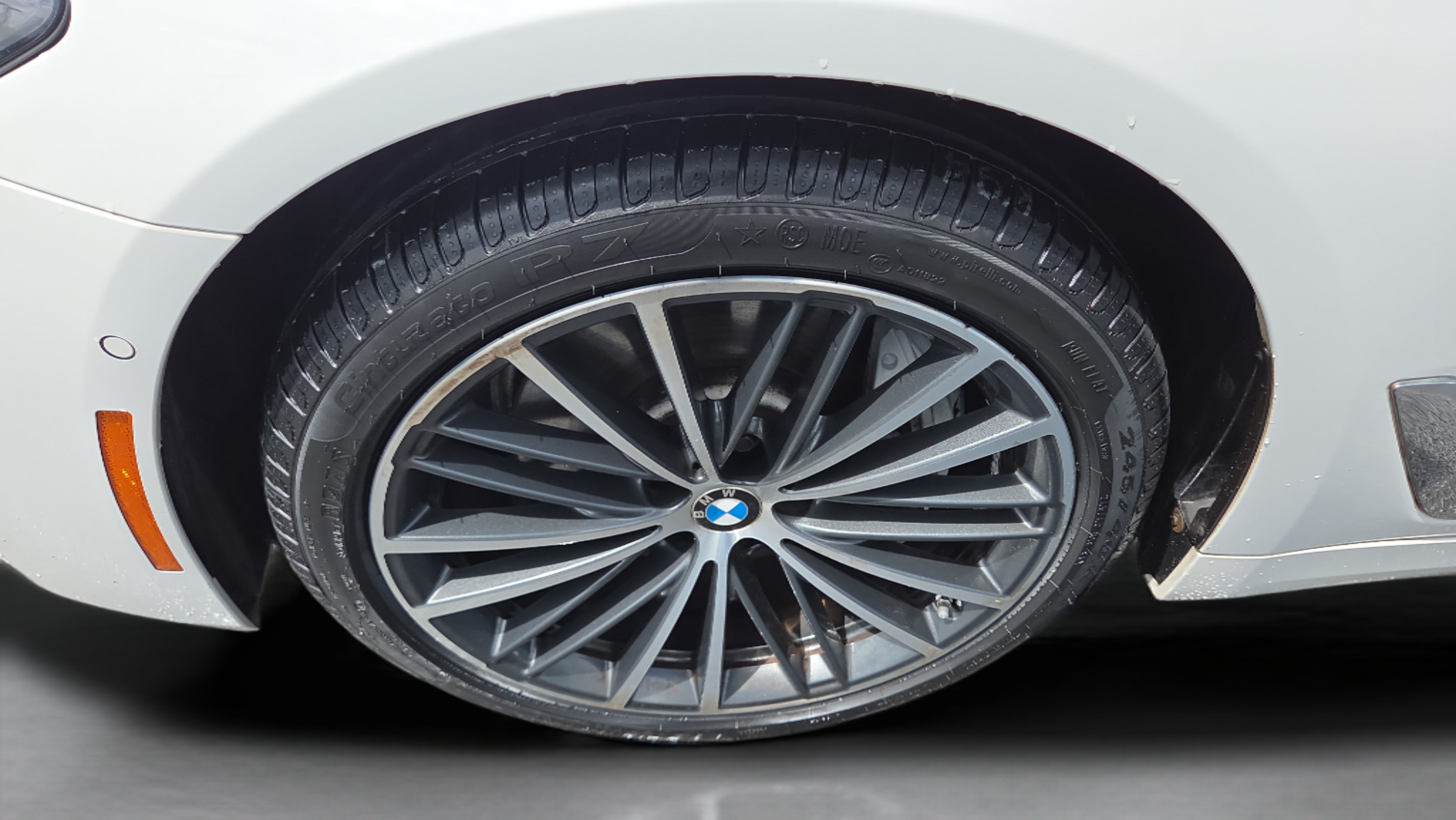 Used 2021 BMW 540i w/ Convenience Package RWD image 37