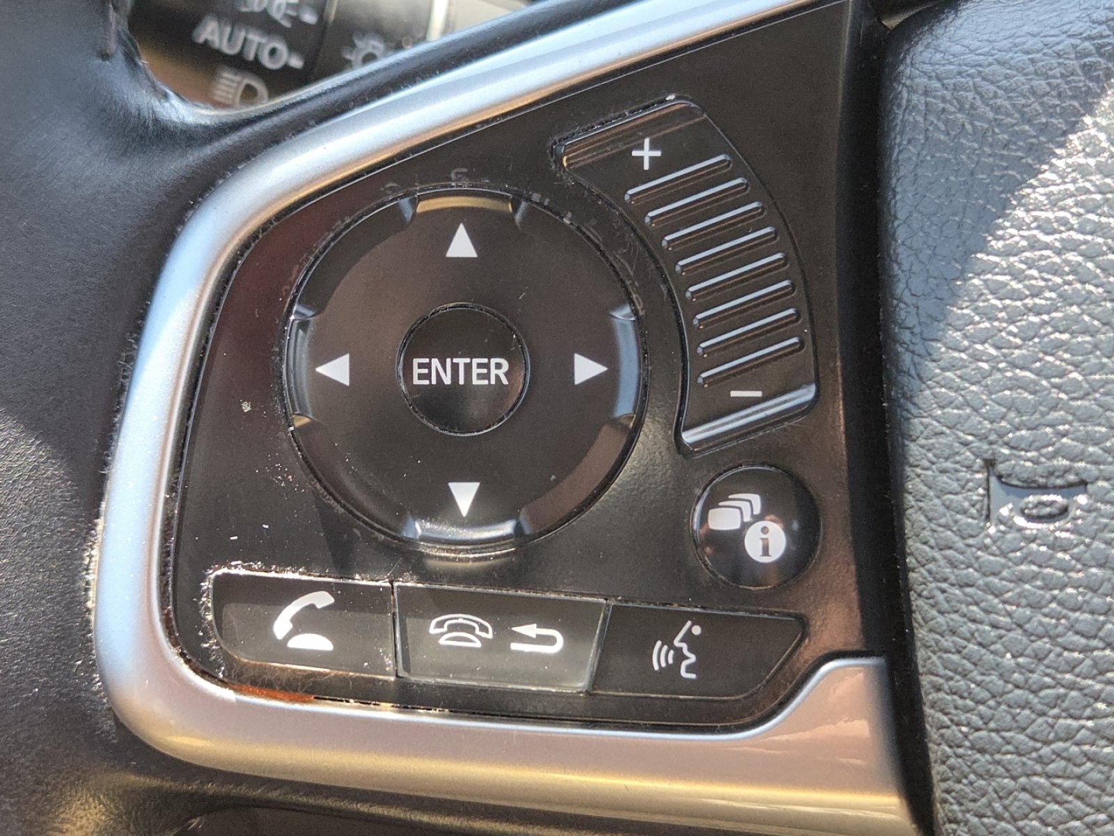 Certified 2017 Honda CR-V Touring image 12