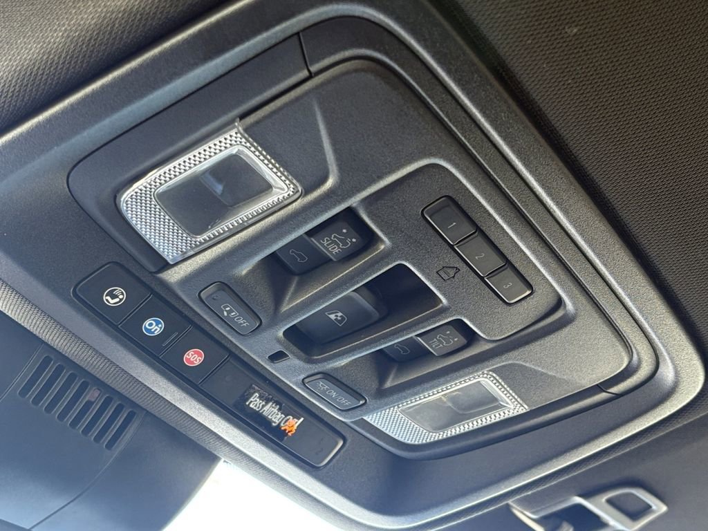 Used 2023 GMC Sierra 1500 AT4 w/ AT4 Preferred Package image 30