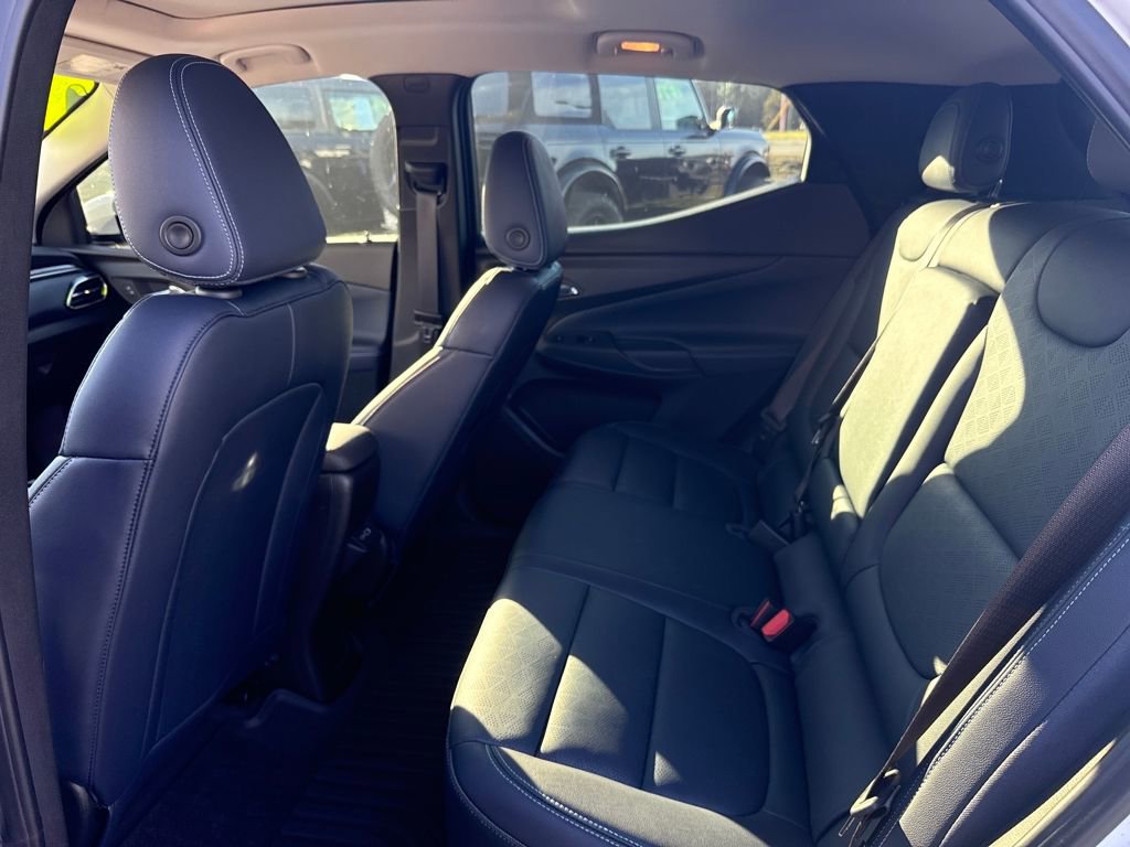 Used 2023 Chevrolet Bolt EUV Premier w/ Sun & Sound Package image 29