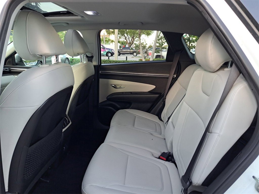 Used 2023 Hyundai Tucson SEL w/ Convenience Package image 6