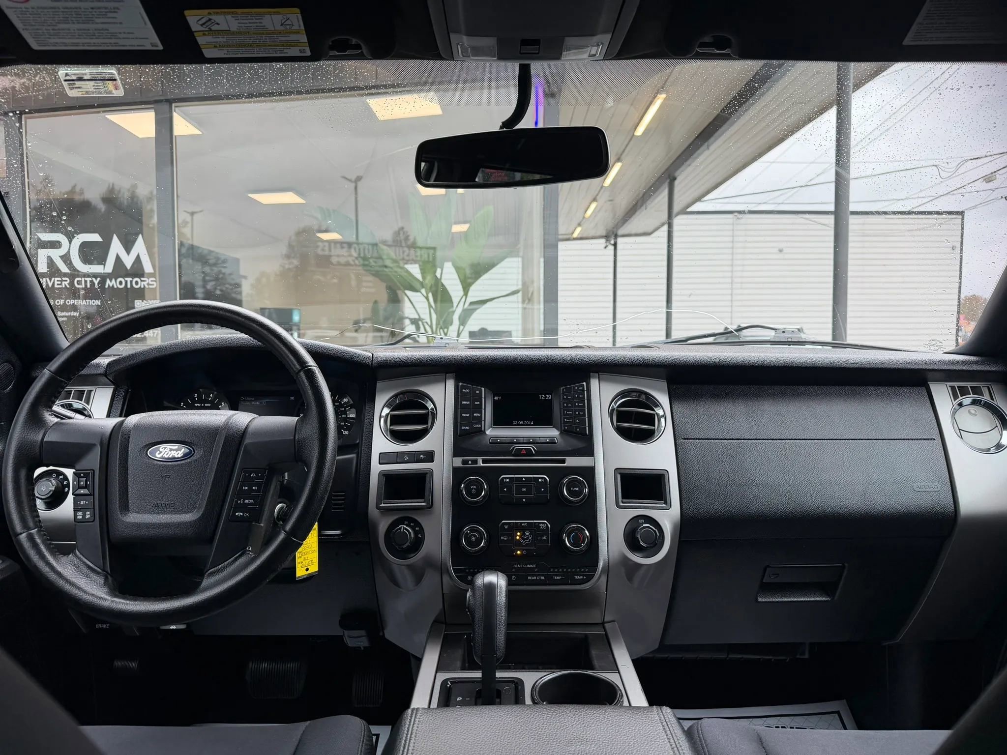 Used 2017 Ford Expedition XLT image 31