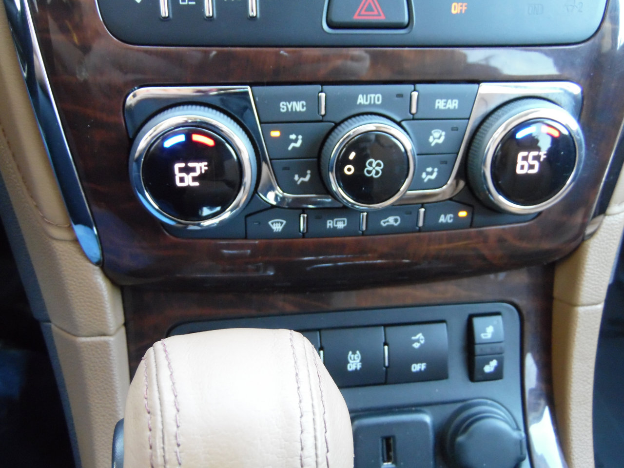 Used 2017 Buick Enclave Leather image 33