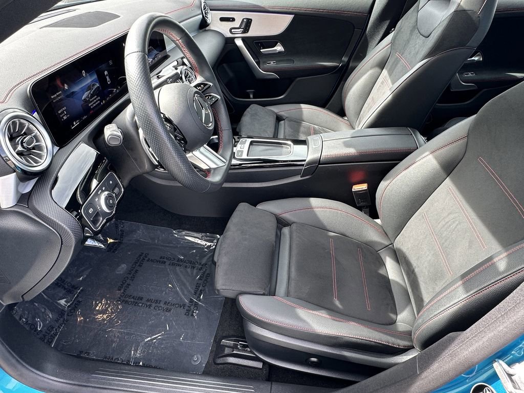 Certified 2025 Mercedes-Benz CLA 250 4MATIC image 10